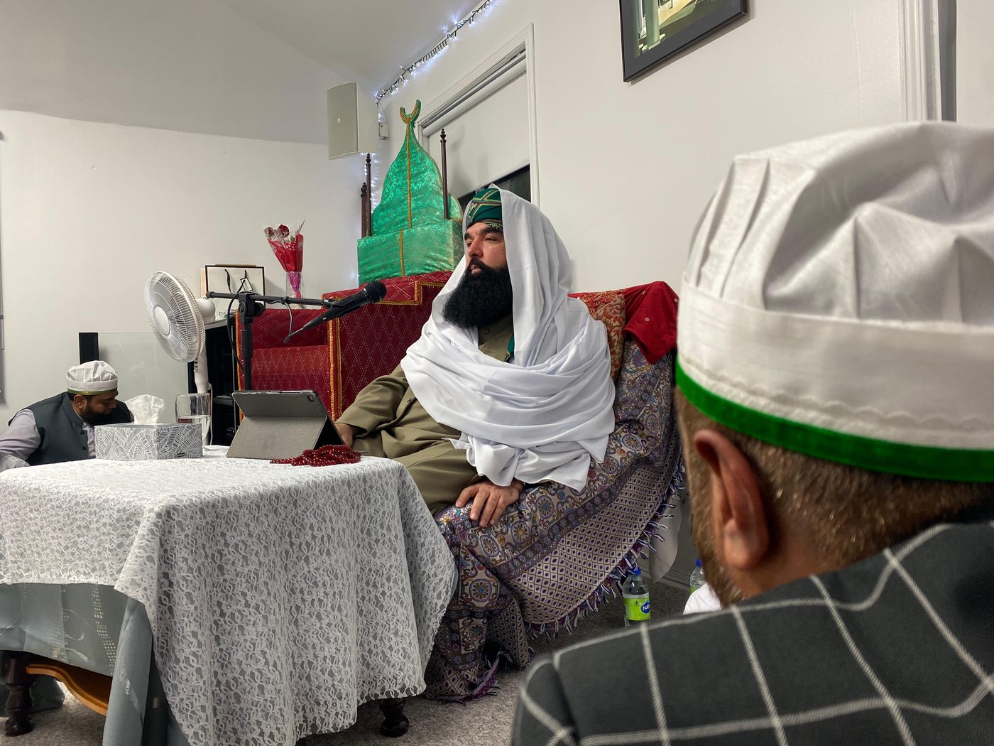 Community gathering at Jamia Masjid Siddiquia